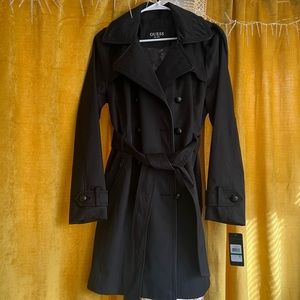 Guess Double-breasted black trench coat, size medium.
